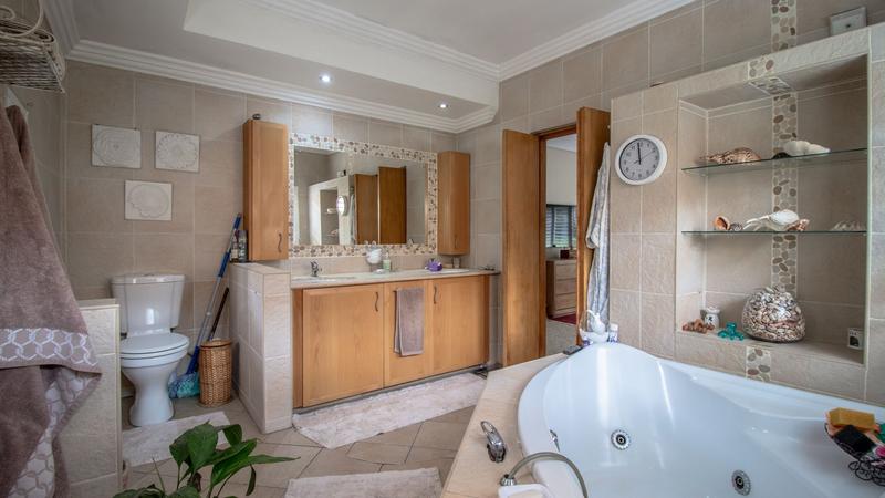 4 Bedroom Property for Sale in Bedfordview Gauteng