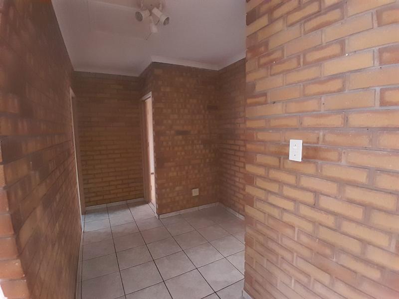 3 Bedroom Property for Sale in Dal Fouche Gauteng