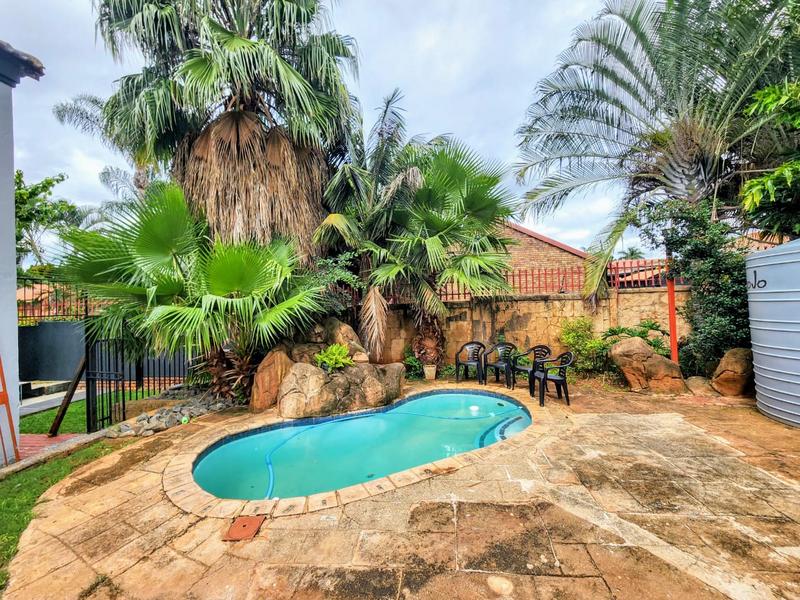 6 Bedroom Property for Sale in Montana Park Gauteng