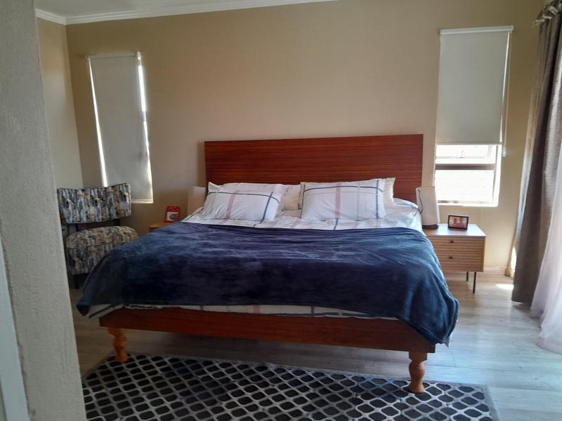4 Bedroom Property for Sale in Atteridgeville Gauteng
