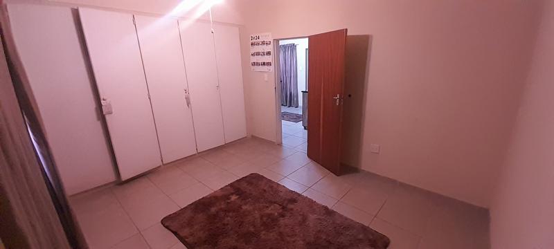 5 Bedroom Property for Sale in Mountain View Gauteng