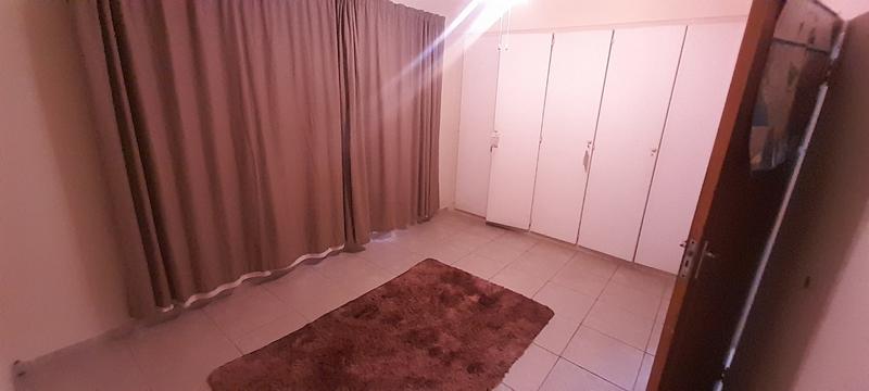 5 Bedroom Property for Sale in Mountain View Gauteng