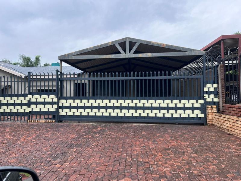 3 Bedroom Property for Sale in Pretoria Gardens Gauteng