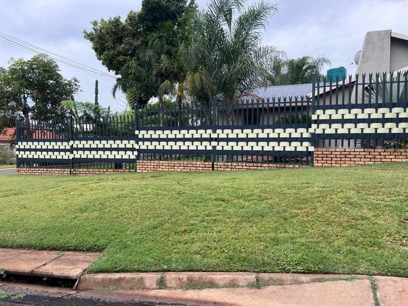 3 Bedroom Property for Sale in Pretoria Gardens Gauteng