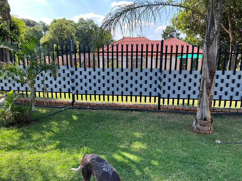 3 Bedroom Property for Sale in Pretoria Gardens Gauteng