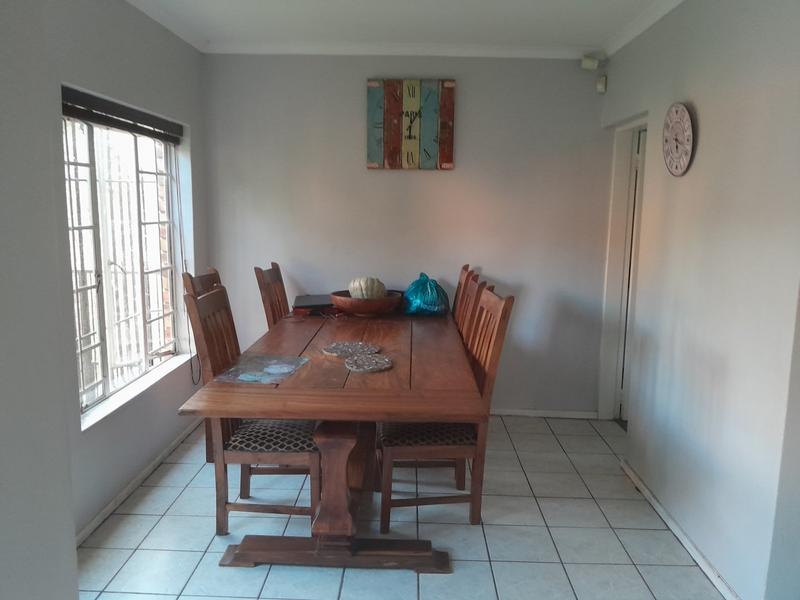 3 Bedroom Property for Sale in Val de Grace Gauteng