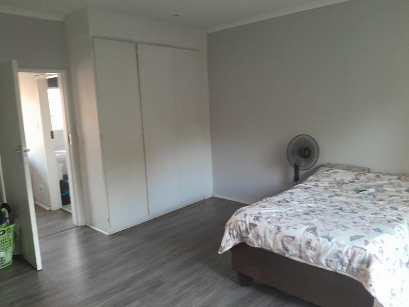 3 Bedroom Property for Sale in Val de Grace Gauteng