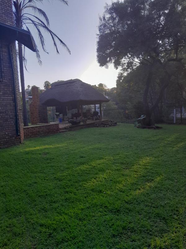 3 Bedroom Property for Sale in Val de Grace Gauteng