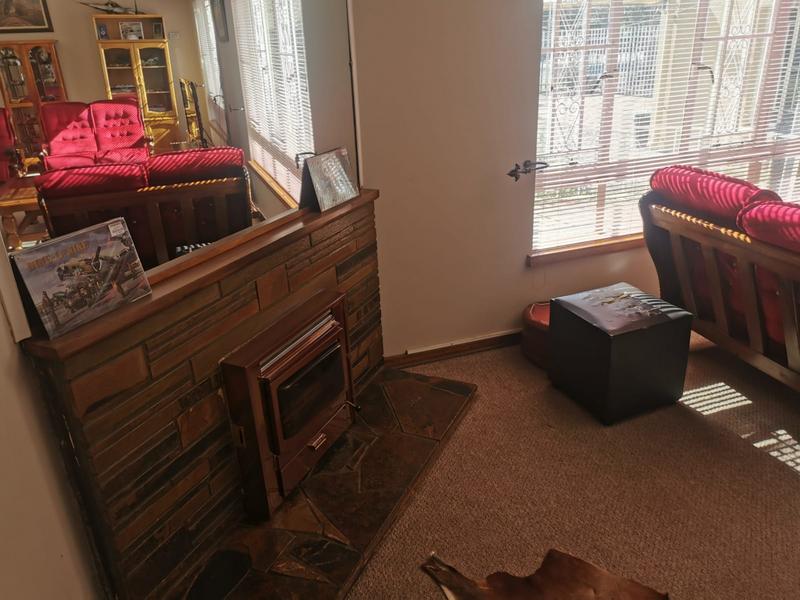 3 Bedroom Property for Sale in Selcourt Gauteng