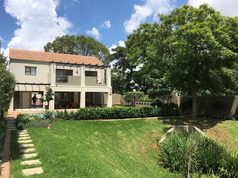 1 Bedroom Property for Sale in Bryanston Gauteng