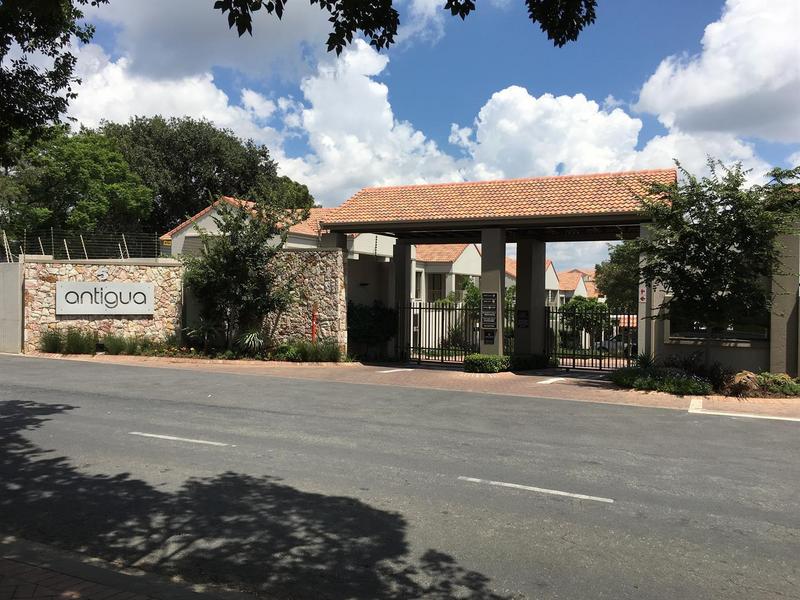 1 Bedroom Property for Sale in Bryanston Gauteng