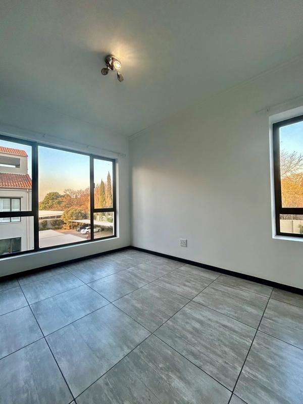 1 Bedroom Property for Sale in Bryanston Gauteng