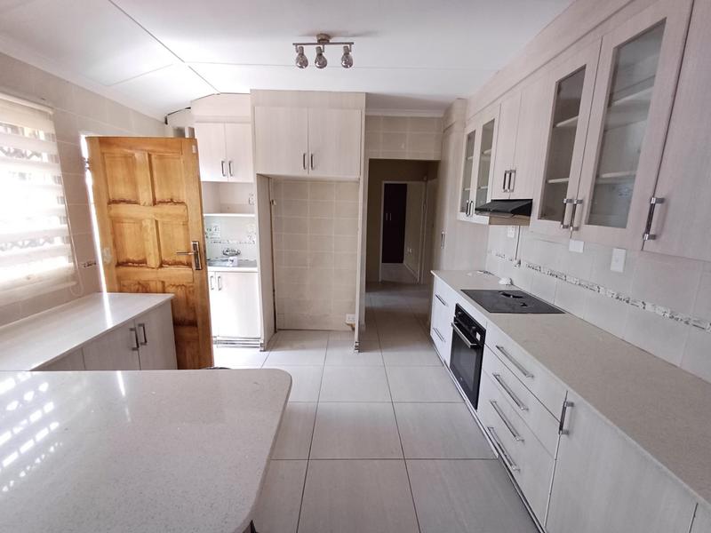 To Let 3 Bedroom Property for Rent in Danville Gauteng