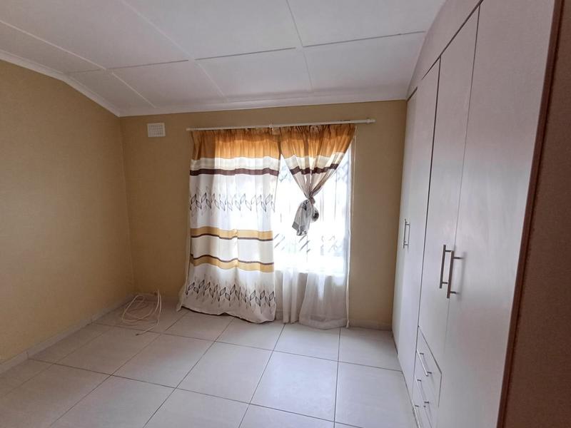 To Let 3 Bedroom Property for Rent in Danville Gauteng