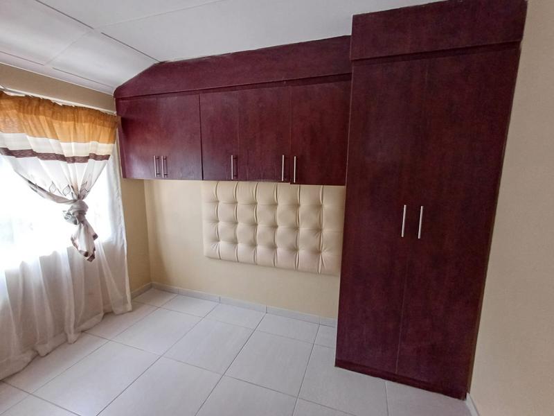To Let 3 Bedroom Property for Rent in Danville Gauteng