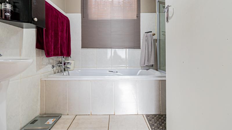 4 Bedroom Property for Sale in Kenmare Gauteng