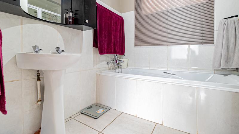4 Bedroom Property for Sale in Kenmare Gauteng