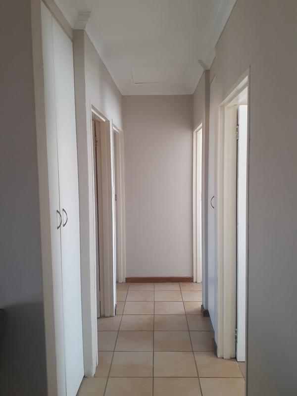 3 Bedroom Property for Sale in Annlin Gauteng
