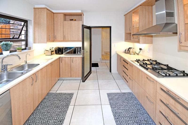 3 Bedroom Property for Sale in Morningside Gauteng