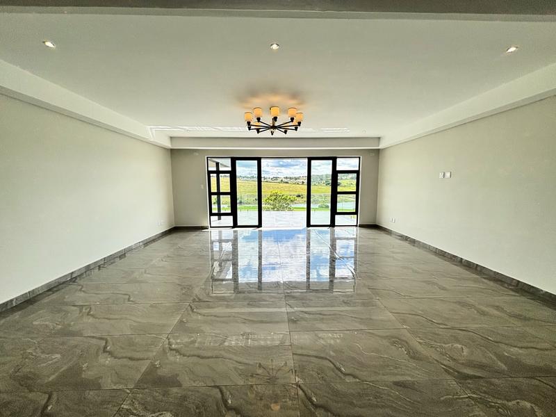 6 Bedroom Property for Sale in Copperleaf Estate Gauteng