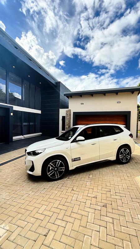 6 Bedroom Property for Sale in Copperleaf Estate Gauteng