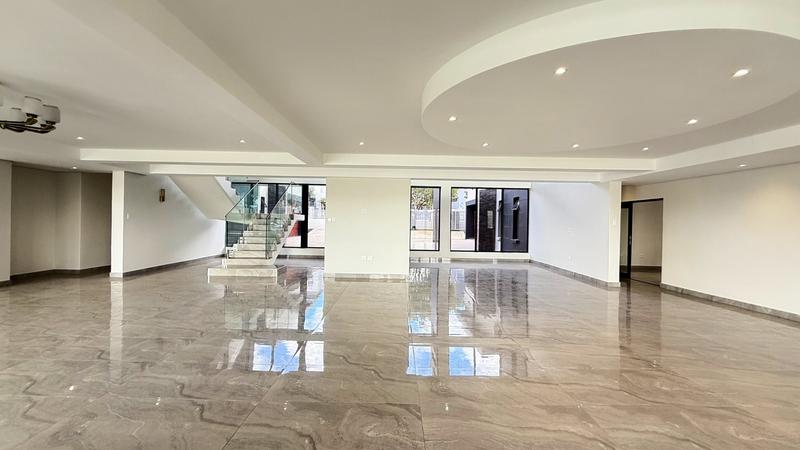 6 Bedroom Property for Sale in Copperleaf Estate Gauteng