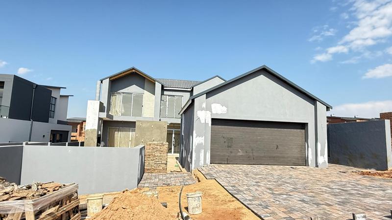 4 Bedroom Property for Sale in Fountainbrook Estate Gauteng