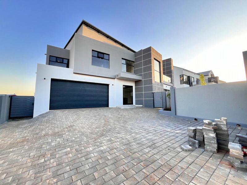 4 Bedroom Property for Sale in Fountainbrook Estate Gauteng