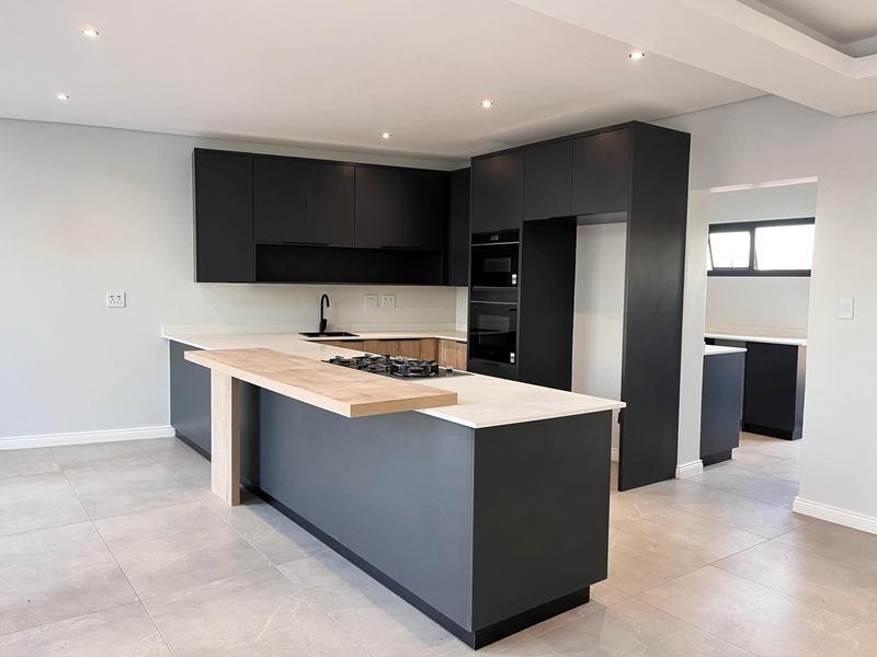 4 Bedroom Property for Sale in Fountainbrook Estate Gauteng
