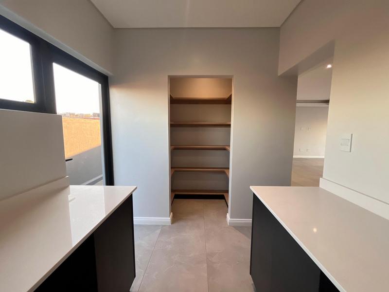 4 Bedroom Property for Sale in Fountainbrook Estate Gauteng