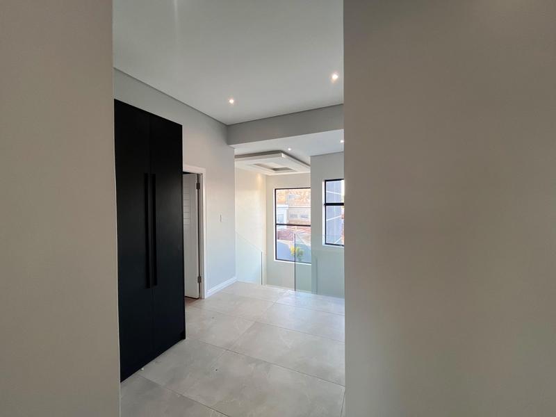 4 Bedroom Property for Sale in Fountainbrook Estate Gauteng