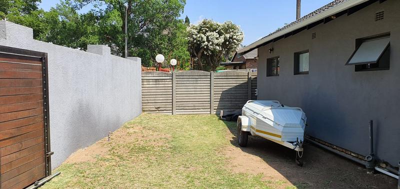 5 Bedroom Property for Sale in Atlasville Gauteng