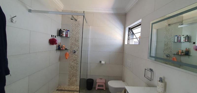 5 Bedroom Property for Sale in Atlasville Gauteng