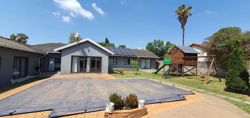 5 Bedroom Property for Sale in Atlasville Gauteng