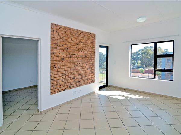 To Let 2 Bedroom Property for Rent in Groblerpark Gauteng