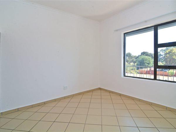To Let 2 Bedroom Property for Rent in Groblerpark Gauteng