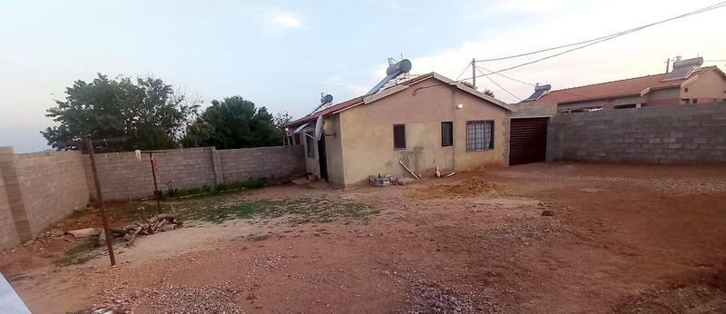 2 Bedroom Property for Sale in Lehae Gauteng