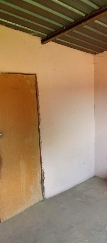 1 Bedroom Property for Sale in Tshepisong Gauteng