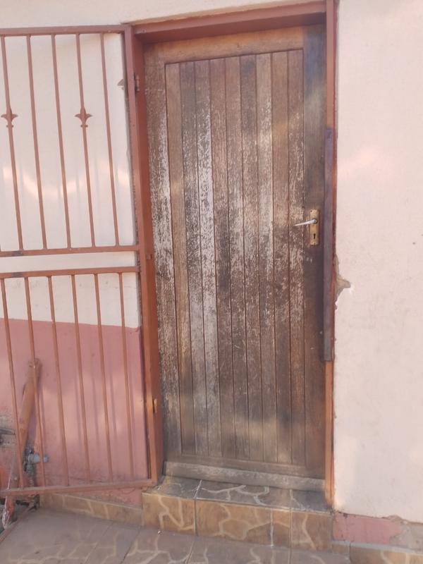 2 Bedroom Property for Sale in Protea Glen Gauteng
