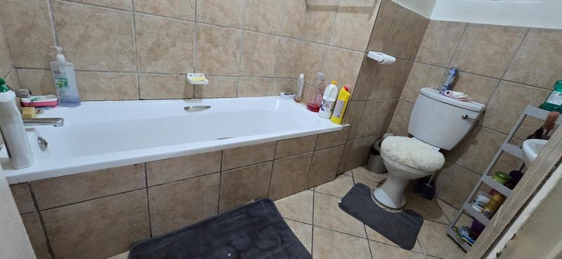 2 Bedroom Property for Sale in Daspoort Gauteng