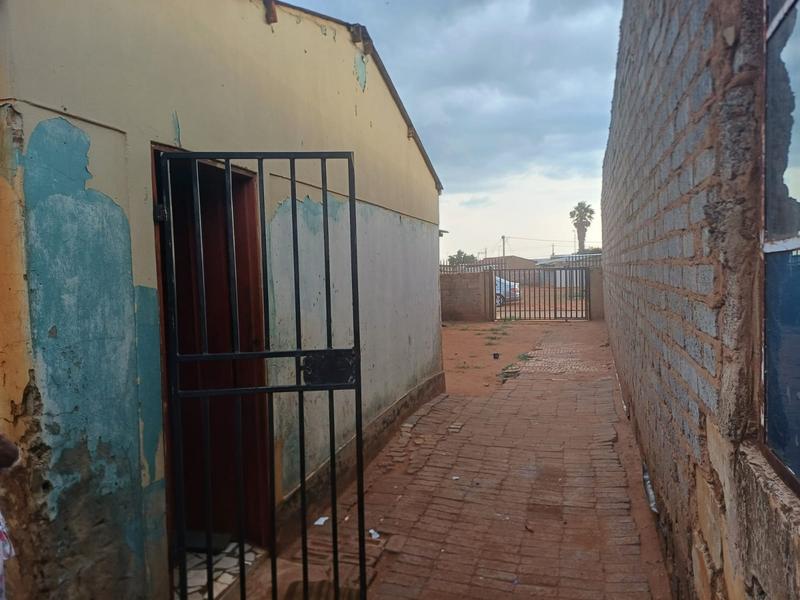 2 Bedroom Property for Sale in Vosloorus Ext 20 Gauteng