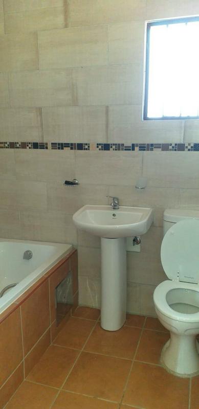 2 Bedroom Property for Sale in Savanna City Gauteng