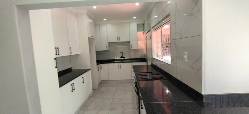 4 Bedroom Property for Sale in Parkrand Gauteng