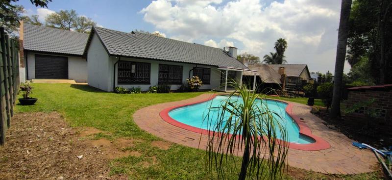 4 Bedroom Property for Sale in Parkrand Gauteng