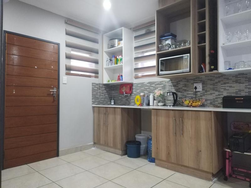 4 Bedroom Property for Sale in Albertsdal Gauteng