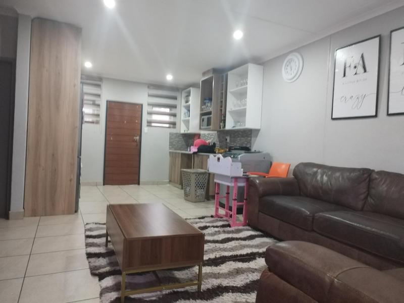 4 Bedroom Property for Sale in Albertsdal Gauteng