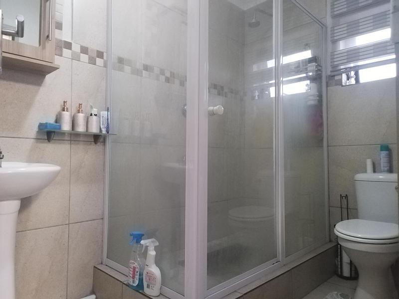 4 Bedroom Property for Sale in Albertsdal Gauteng