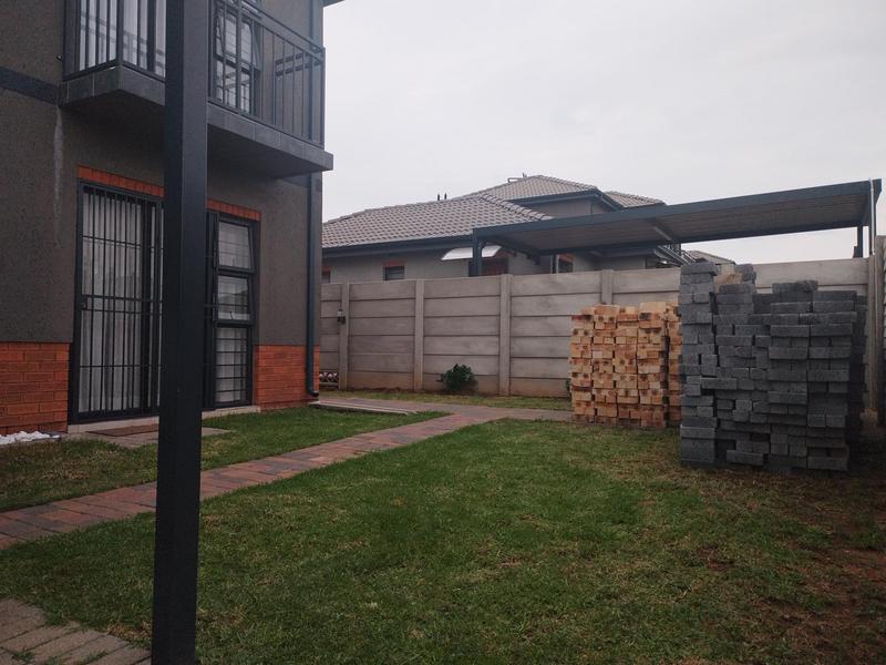 4 Bedroom Property for Sale in Albertsdal Gauteng