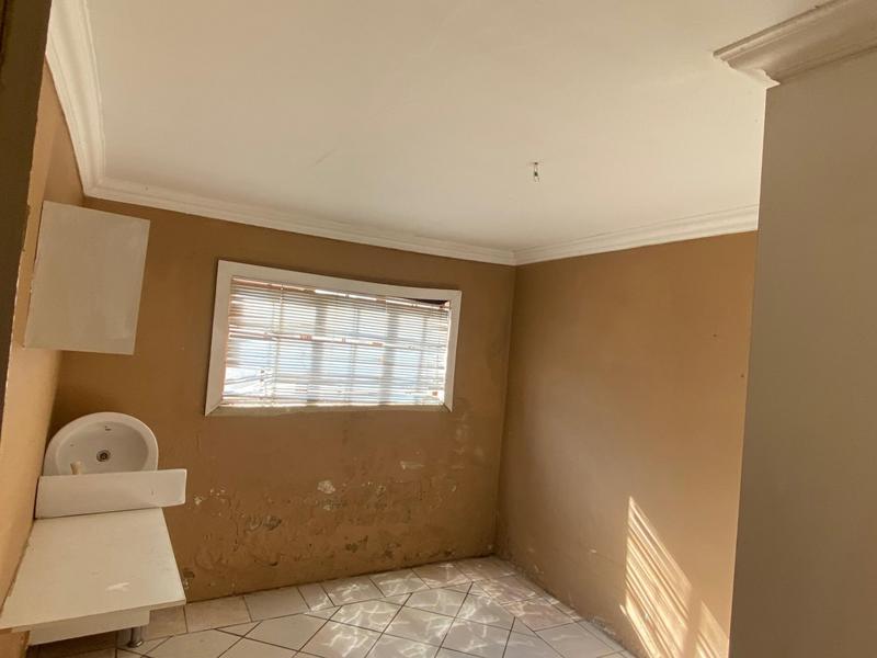 4 Bedroom Property for Sale in Soshanguve T Gauteng