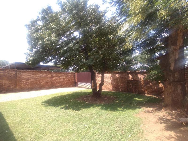 2 Bedroom Property for Sale in Kibler Park Gauteng